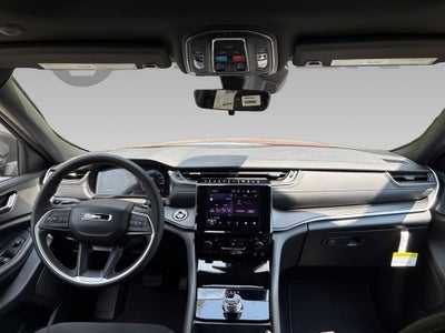 2025 Jeep Grand Cherokee GRAND CHEROKEE LAREDO X 4X2