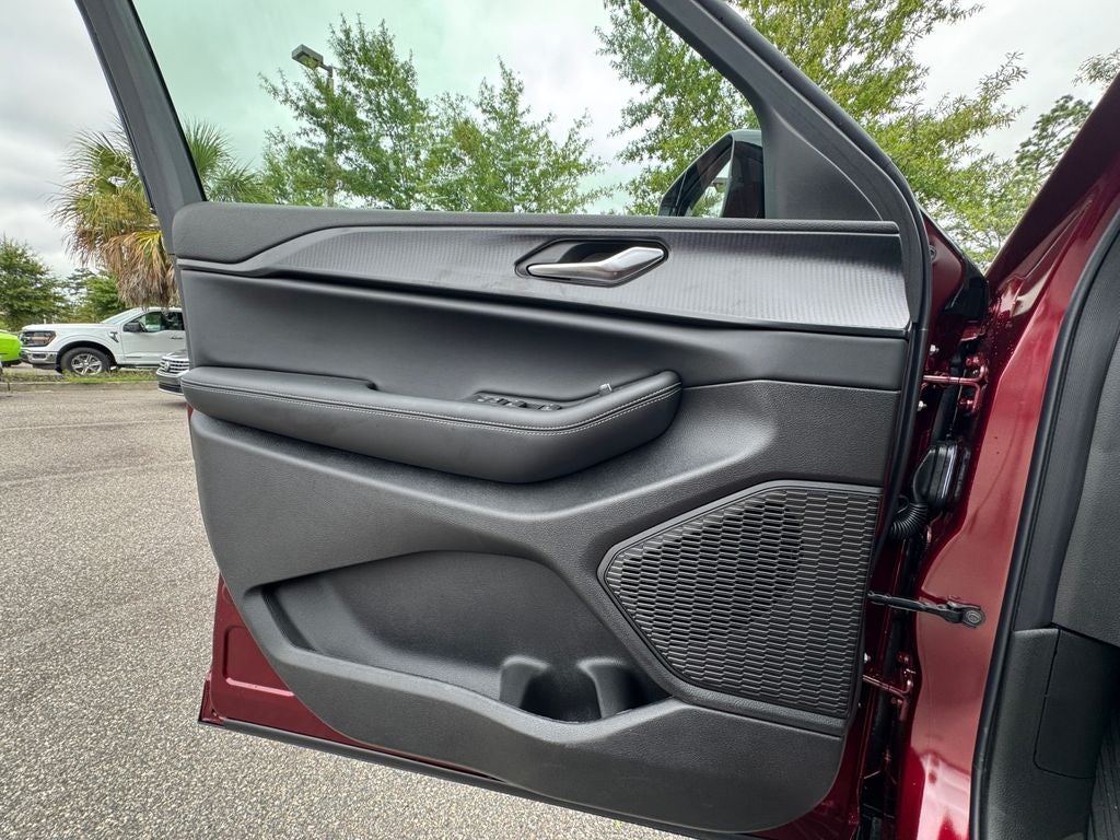 2025 Jeep Grand Cherokee GRAND CHEROKEE ALTITUDE 4X2