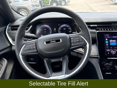 2026 Jeep Grand Cherokee GRAND CHEROKEE LAREDO X 4X2