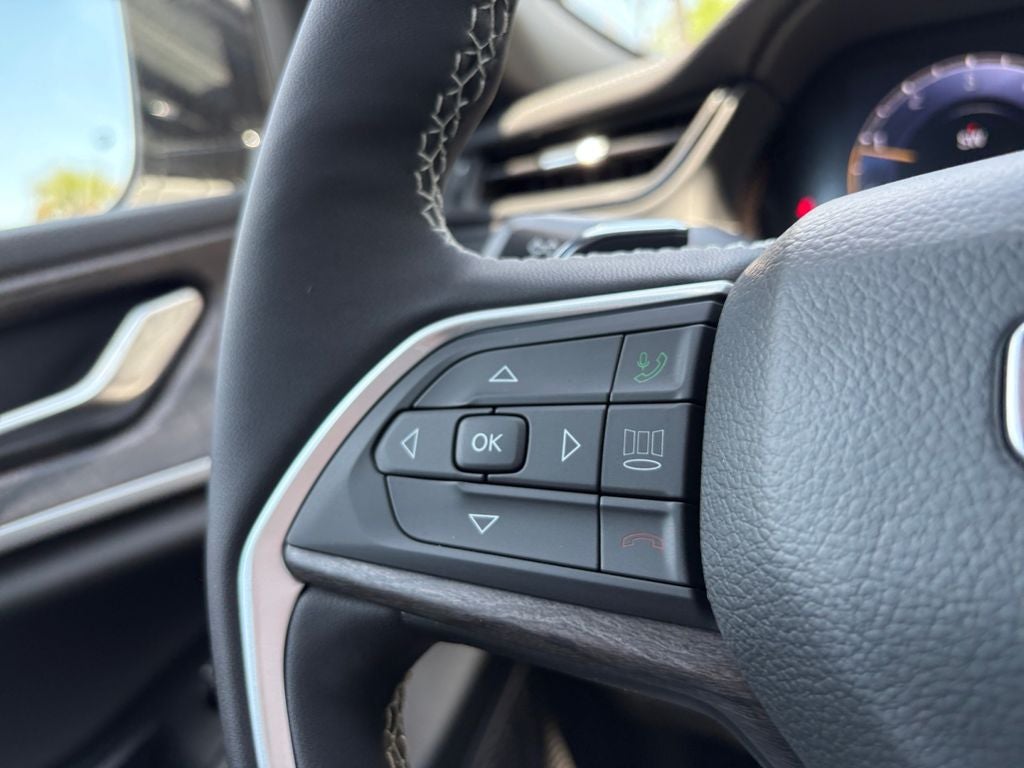 2026 Jeep Grand Cherokee GRAND CHEROKEE LAREDO ALTITUDE 4X2
