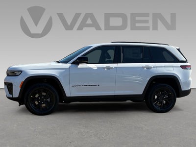 2026 Jeep Grand Cherokee GRAND CHEROKEE LAREDO ALTITUDE 4X2