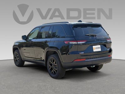 2026 Jeep Grand Cherokee GRAND CHEROKEE LAREDO ALTITUDE 4X2