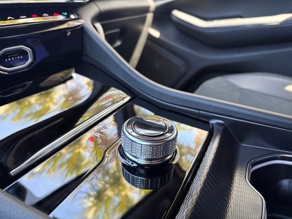 2026 Jeep Grand Cherokee GRAND CHEROKEE LAREDO ALTITUDE 4X2