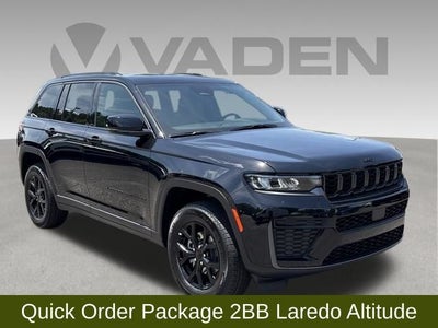 2026 Jeep Grand Cherokee GRAND CHEROKEE LAREDO ALTITUDE 4X2