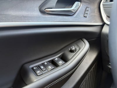 2025 Jeep Grand Cherokee GRAND CHEROKEE LIMITED 4X2