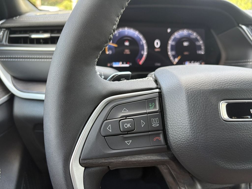 2025 Jeep Grand Cherokee GRAND CHEROKEE LIMITED 4X2