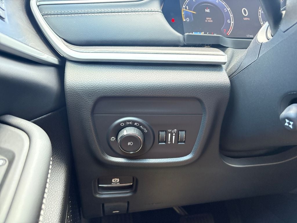 2025 Jeep Grand Cherokee GRAND CHEROKEE LIMITED 4X2