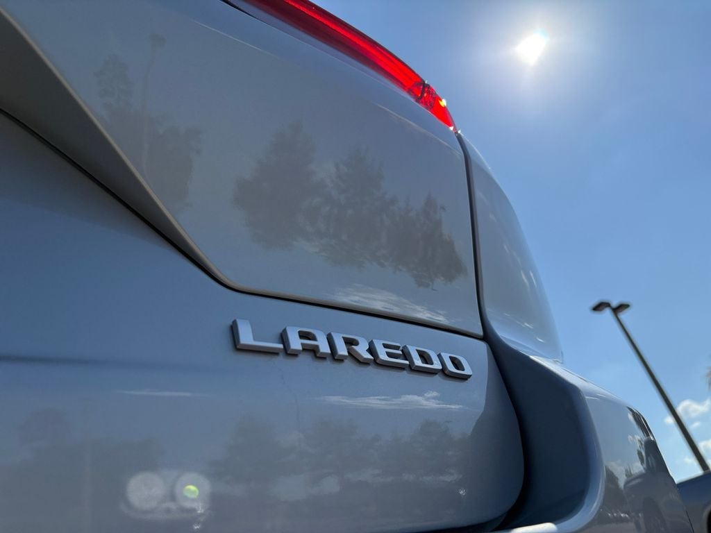 2025 Jeep Grand Cherokee GRAND CHEROKEE LAREDO 4X4