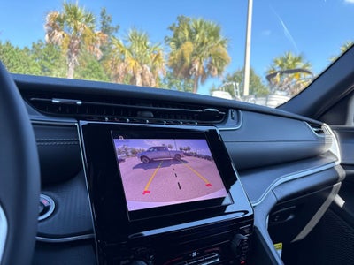 2025 Jeep Grand Cherokee GRAND CHEROKEE LAREDO 4X4