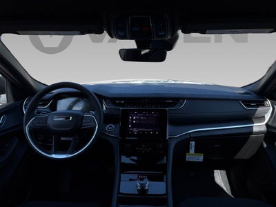 2025 Jeep Grand Cherokee GRAND CHEROKEE LAREDO 4X4