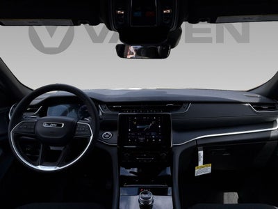 2025 Jeep Grand Cherokee GRAND CHEROKEE LAREDO 4X4