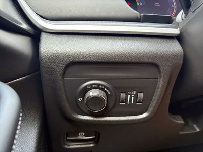 2025 Jeep Grand Cherokee GRAND CHEROKEE LAREDO 4X4