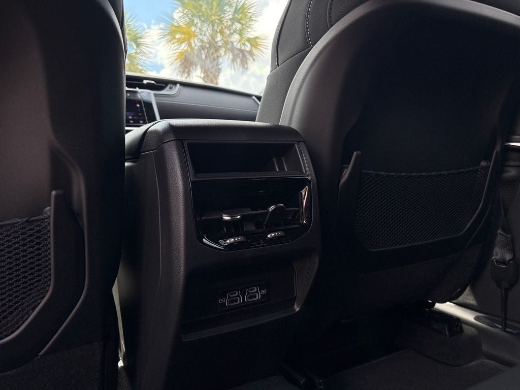 2025 Jeep Grand Cherokee GRAND CHEROKEE LAREDO 4X4