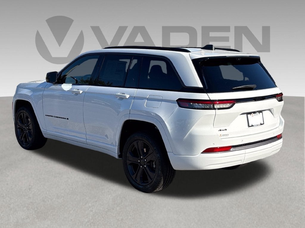 2027 Jeep Grand Cherokee GRAND CHEROKEE LIMITED RESERVE 4X4