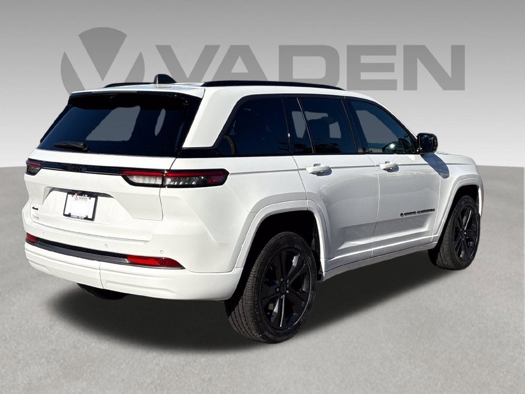 2027 Jeep Grand Cherokee GRAND CHEROKEE LIMITED RESERVE 4X4