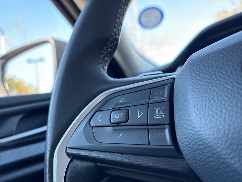 2023 Jeep Grand Cherokee L Laredo 4x2