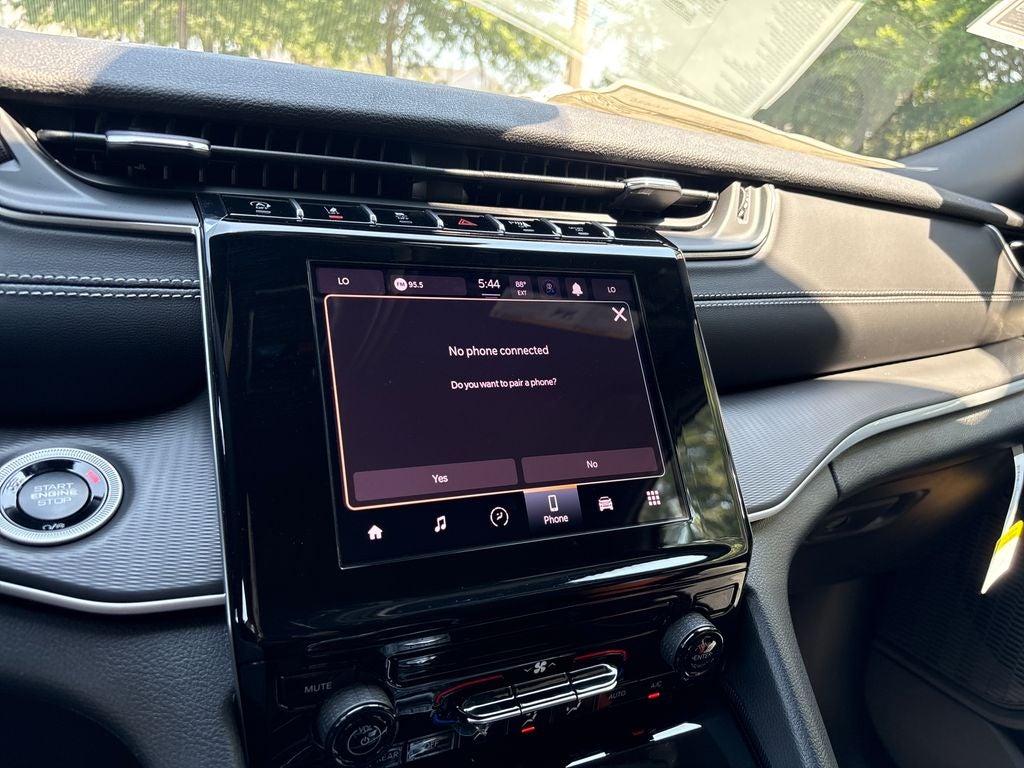 2026 Jeep Grand Cherokee GRAND CHEROKEE L LAREDO 4X2