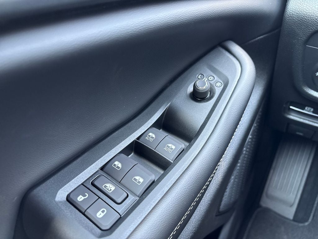 2026 Jeep Grand Cherokee GRAND CHEROKEE L LAREDO 4X2