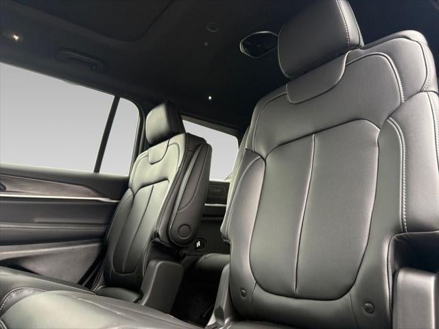 2026 Jeep Grand Cherokee GRAND CHEROKEE L LIMITED 4X2