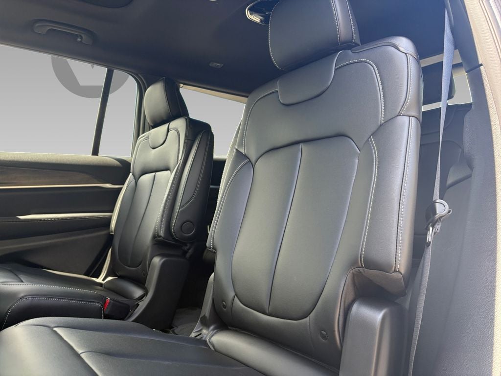 2026 Jeep Grand Cherokee GRAND CHEROKEE L LIMITED 4X2