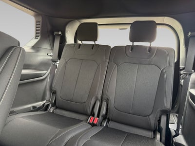 2025 Jeep Grand Cherokee GRAND CHEROKEE L LAREDO X 4X4