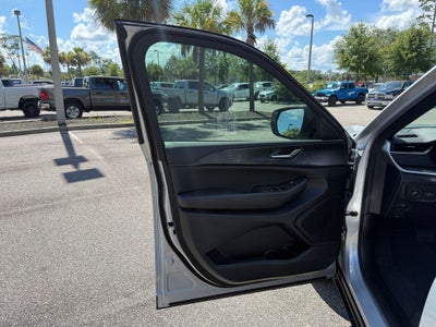 2025 Jeep Grand Cherokee GRAND CHEROKEE L LAREDO 4X4