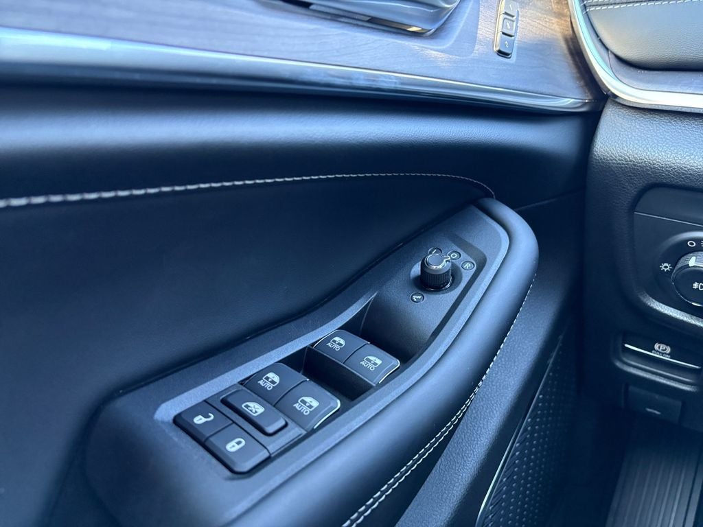 2025 Jeep Grand Cherokee GRAND CHEROKEE L OVERLAND 4X4