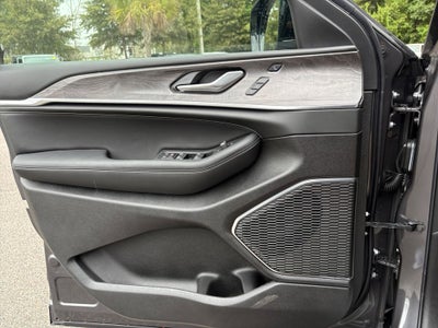 2025 Jeep Grand Cherokee GRAND CHEROKEE L OVERLAND 4X4