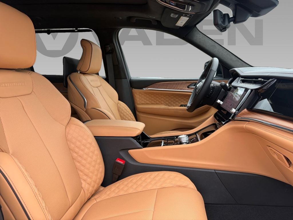 2026 Jeep Grand Cherokee GRAND CHEROKEE L SUMMIT 4X4