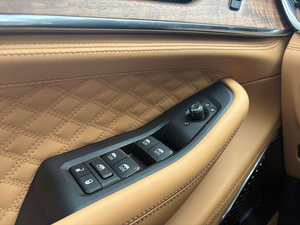 2026 Jeep Grand Cherokee GRAND CHEROKEE L SUMMIT 4X4