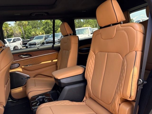 2026 Jeep Grand Cherokee GRAND CHEROKEE L SUMMIT 4X4
