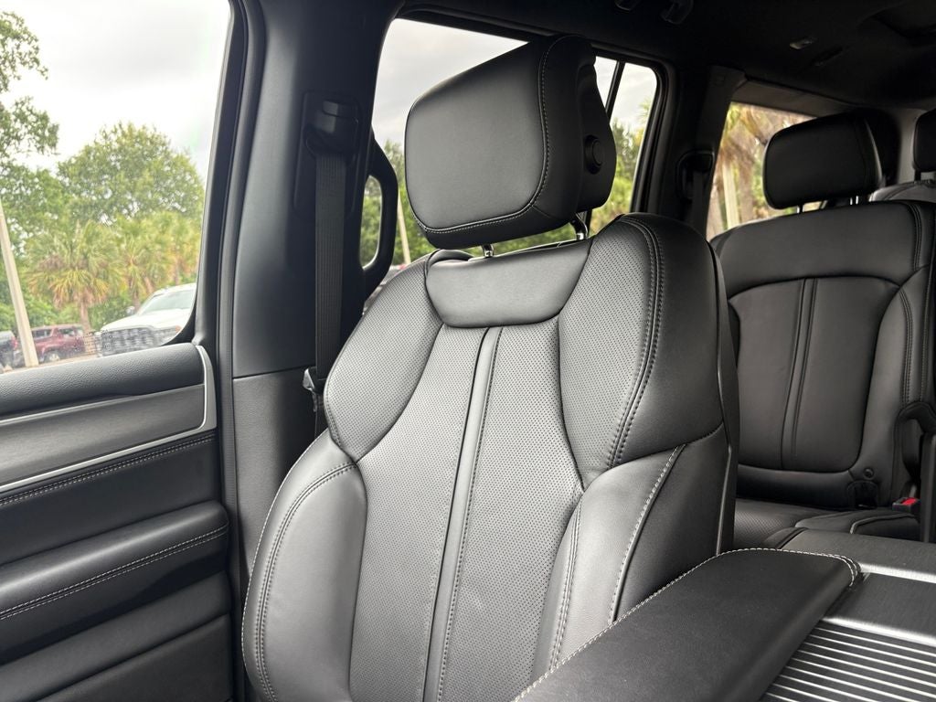 2026 Jeep Grand Wagoneer GRAND WAGONEER UPLAND 4X4