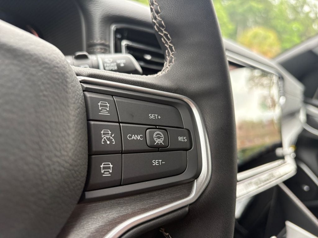 2026 Jeep Grand Wagoneer GRAND WAGONEER UPLAND 4X4