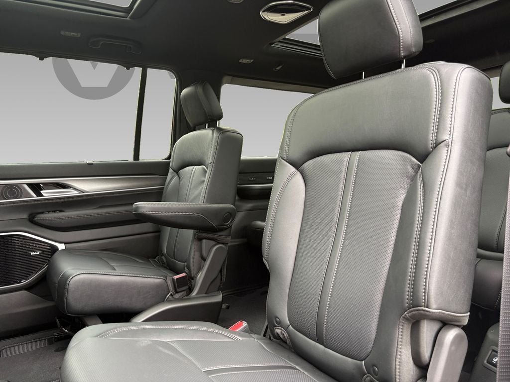 2026 Jeep Grand Wagoneer GRAND WAGONEER LIMITED ALTITUDE 4X4