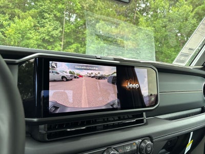 2026 Jeep Gladiator GLADIATOR SAHARA 4X4