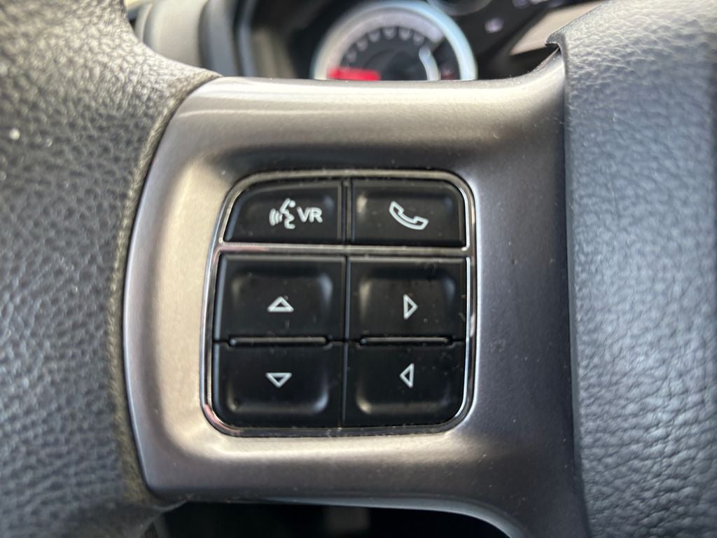 2023 RAM 1500 Classic SLT Crew Cab 4x4 5'7' Box