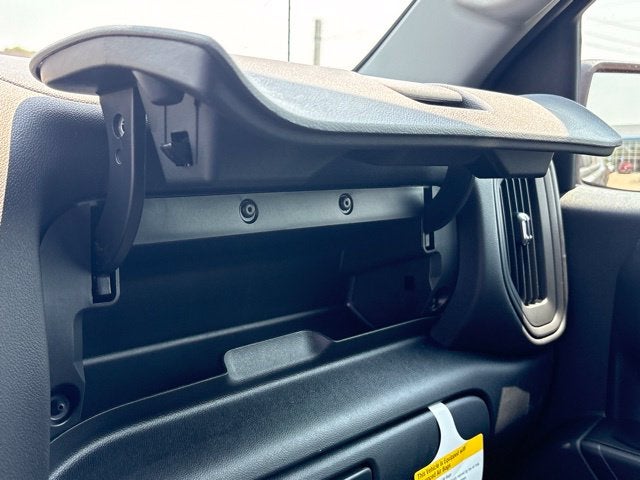2026 Chevrolet Silverado 1500 4WD Crew Cab Short Bed Custom