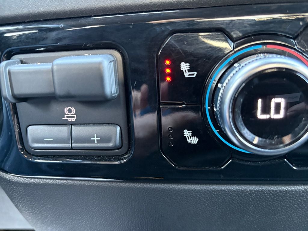 2025 GMC Sierra 1500 4WD Crew Cab Short Box SLT