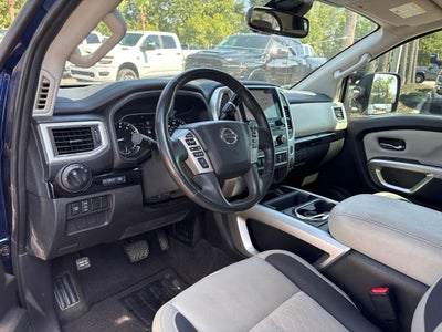 2021 Nissan TITAN Crew Cab SV 4x2