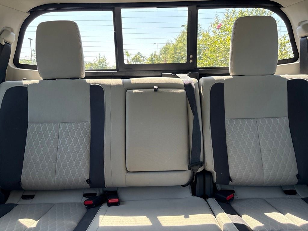 2021 Nissan TITAN Crew Cab SV 4x2