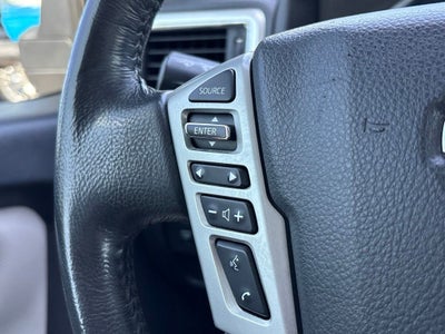2021 Nissan TITAN Crew Cab SV 4x2