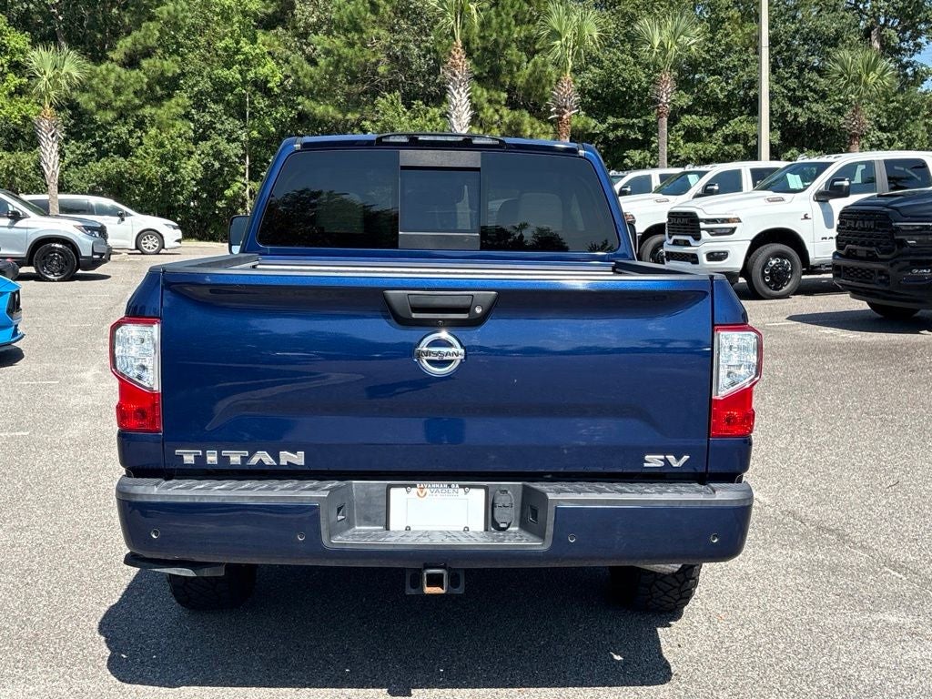 2021 Nissan TITAN Crew Cab SV 4x2