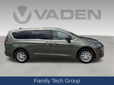 2027 Chrysler Pacifica PACIFICA SELECT