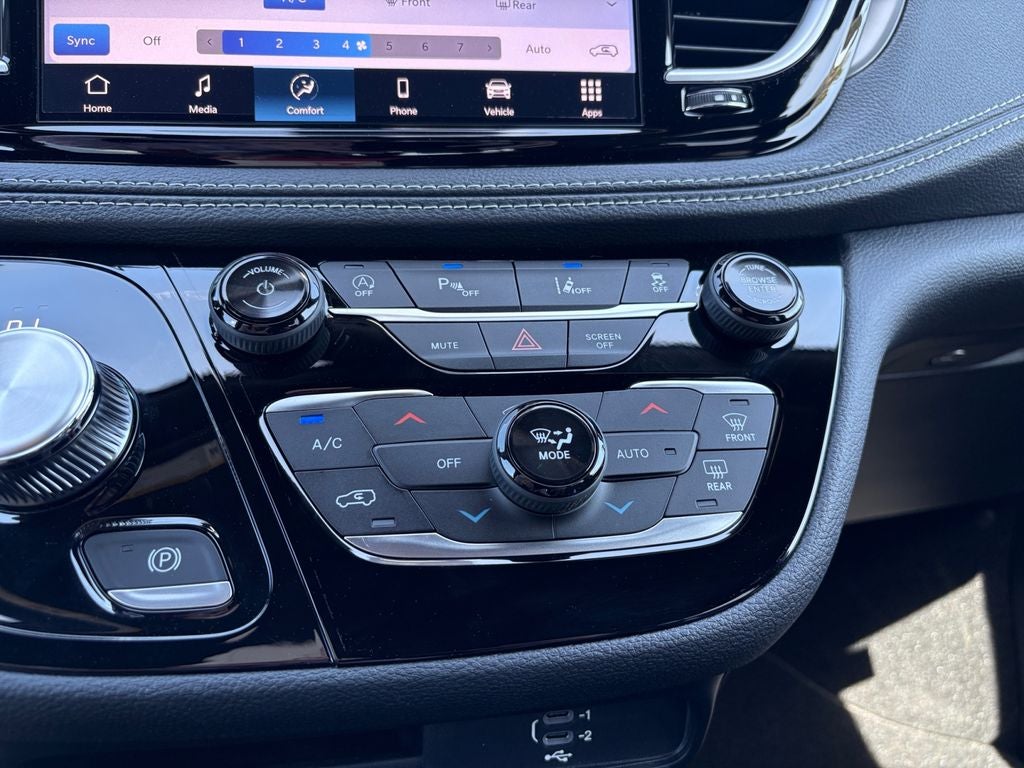 2026 Chrysler Pacifica PACIFICA SELECT