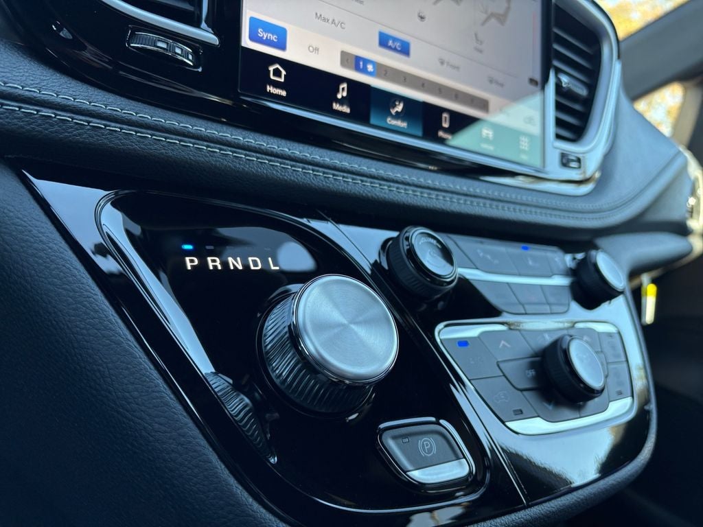 2026 Chrysler Pacifica PACIFICA SELECT