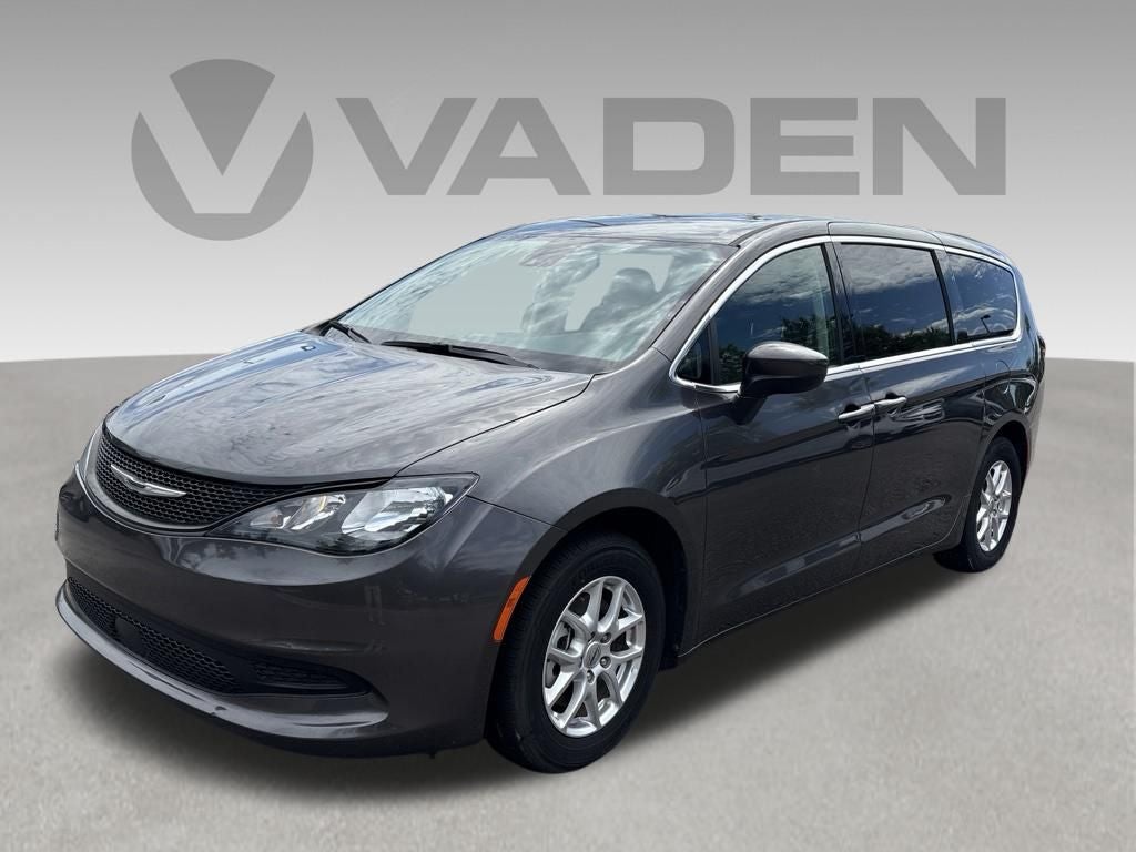 2023 Chrysler Voyager