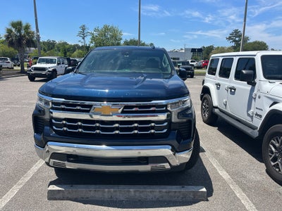 2022 Chevrolet Silverado 1500 4WD Crew Cab Short Bed LTZ