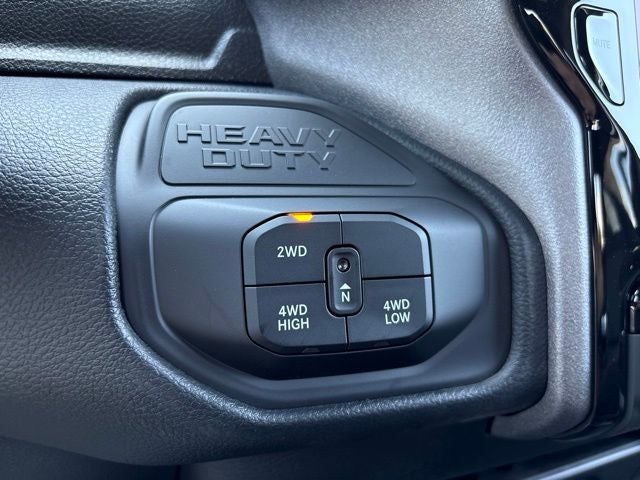 2026 RAM Ram 3500 RAM 3500 TRADESMAN CREW CAB 4X4 8' BOX