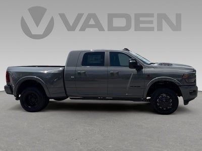 2026 RAM Ram 3500 RAM 3500 LIMITED MEGA CAB 4X4 6'4' BOX
