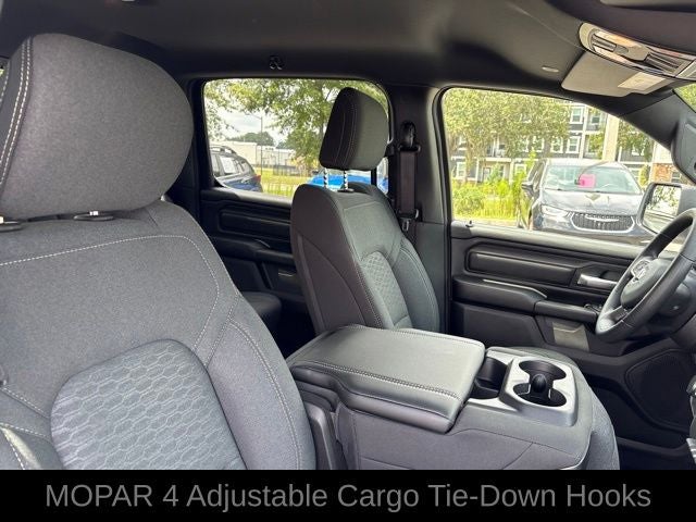 2026 RAM 1500 RAM 1500 TRADESMAN CREW CAB 4X2 5'7' BOX